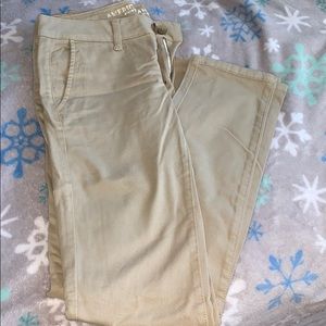 American Eagle SKINNY Khaki Pants